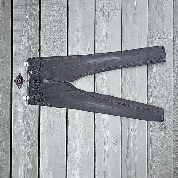 ZADIG & VOLTAIRE Eva Gris Destroy Deluxe Jeans - Picture 3 of 8